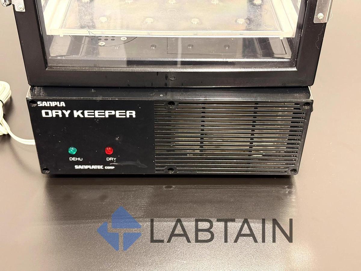 Used Sanplatec Corp Dry Keeper Vertical Auto-Desiccator Cabinet