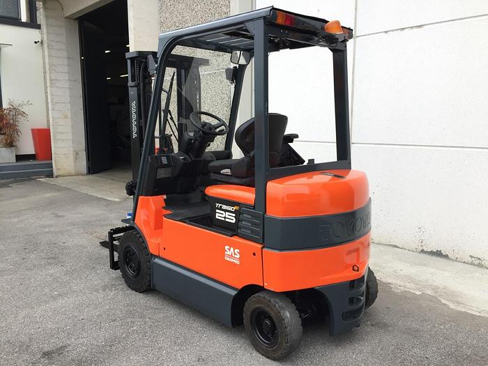 Used 2013 TOYOTA 7FBMF 25