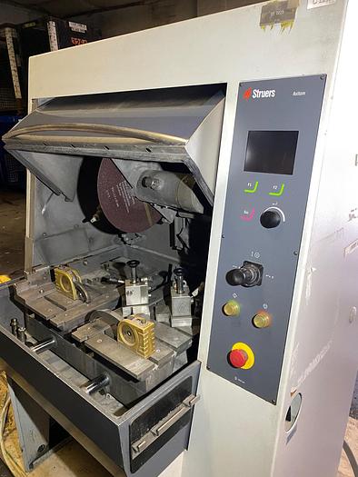 Used 2014 Struers Axitom Auomatic Cut-Off Saw