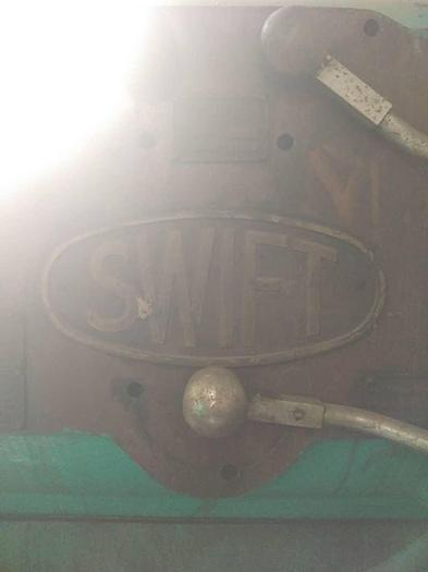 Used SWIFT V6 CHUCK 42 INCH LATHE MACHINE