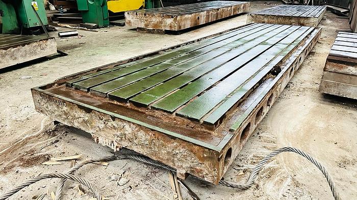 Used Płyta montażowa z rowkami teowymi 6500x1800x300 mm