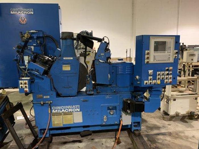 Used CINCINNATI MODEL 220-8 CENTERLESS GRINDER