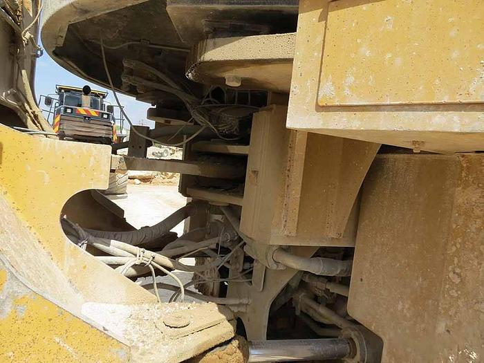 Used 2012 CATERPILLAR 966K