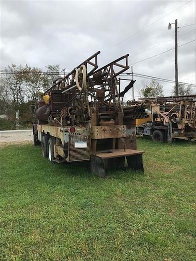 Used 1975 Davey M8 Drill Rig
