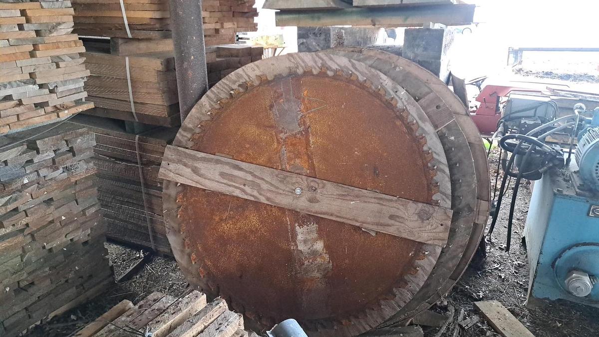 Used Morbark Circle Mill ( Portable )