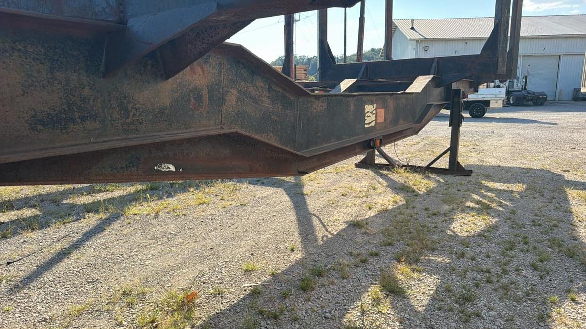 Used 1998 Sun Manufacturing Log Trailer