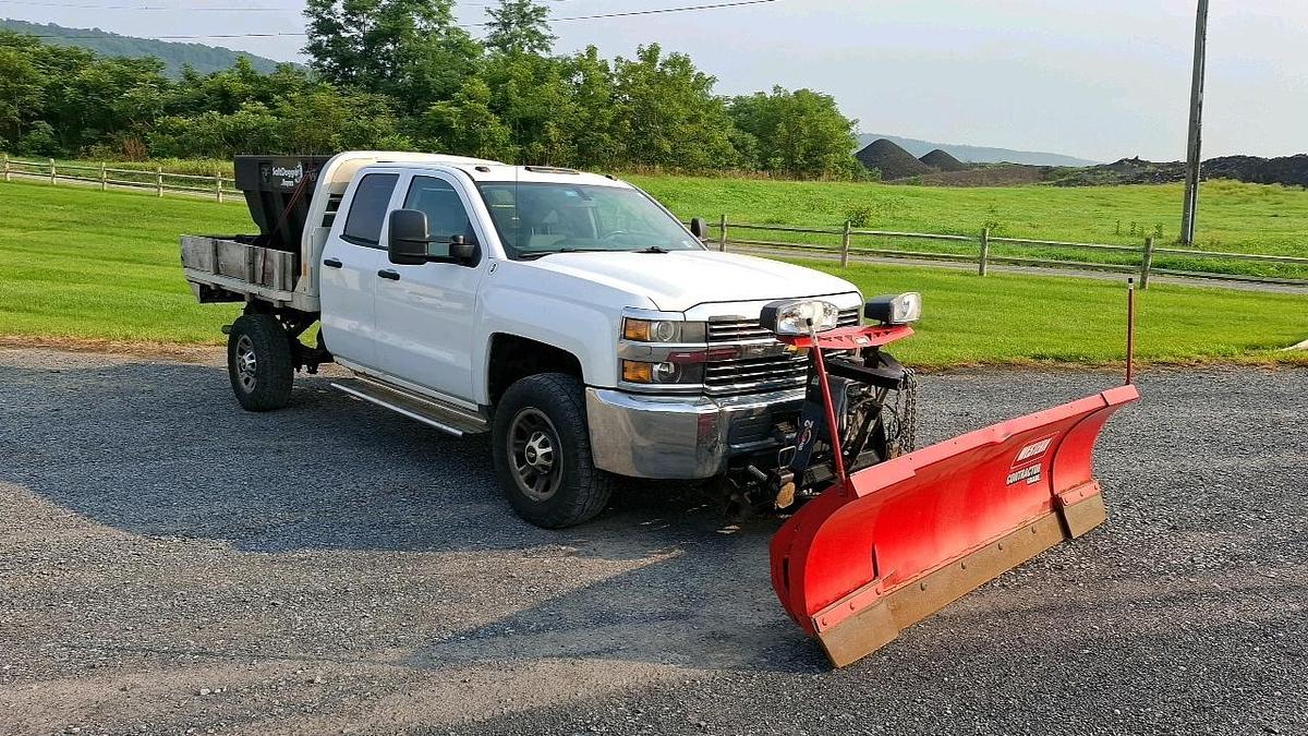Used 2015 Chevrolet 2500 Flatbed Truck