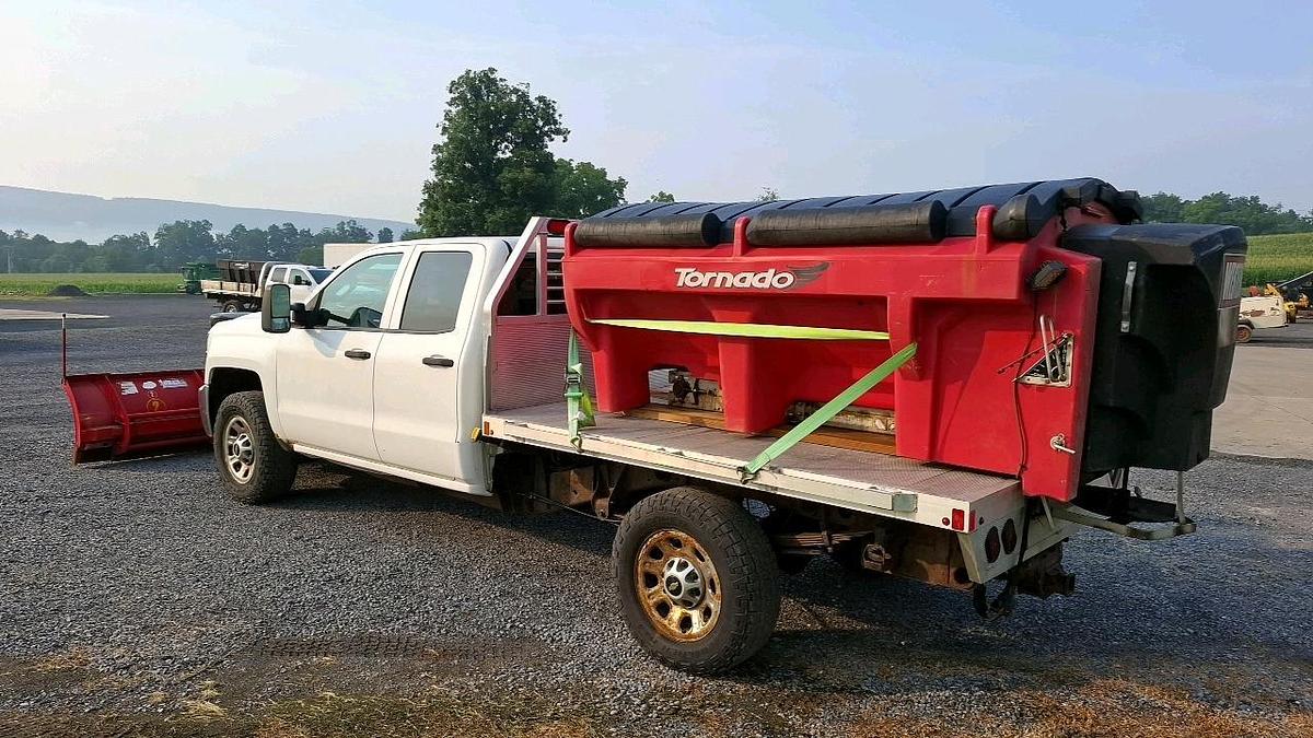 Used 2015 Chevrolet 2500 Flatbed Truck