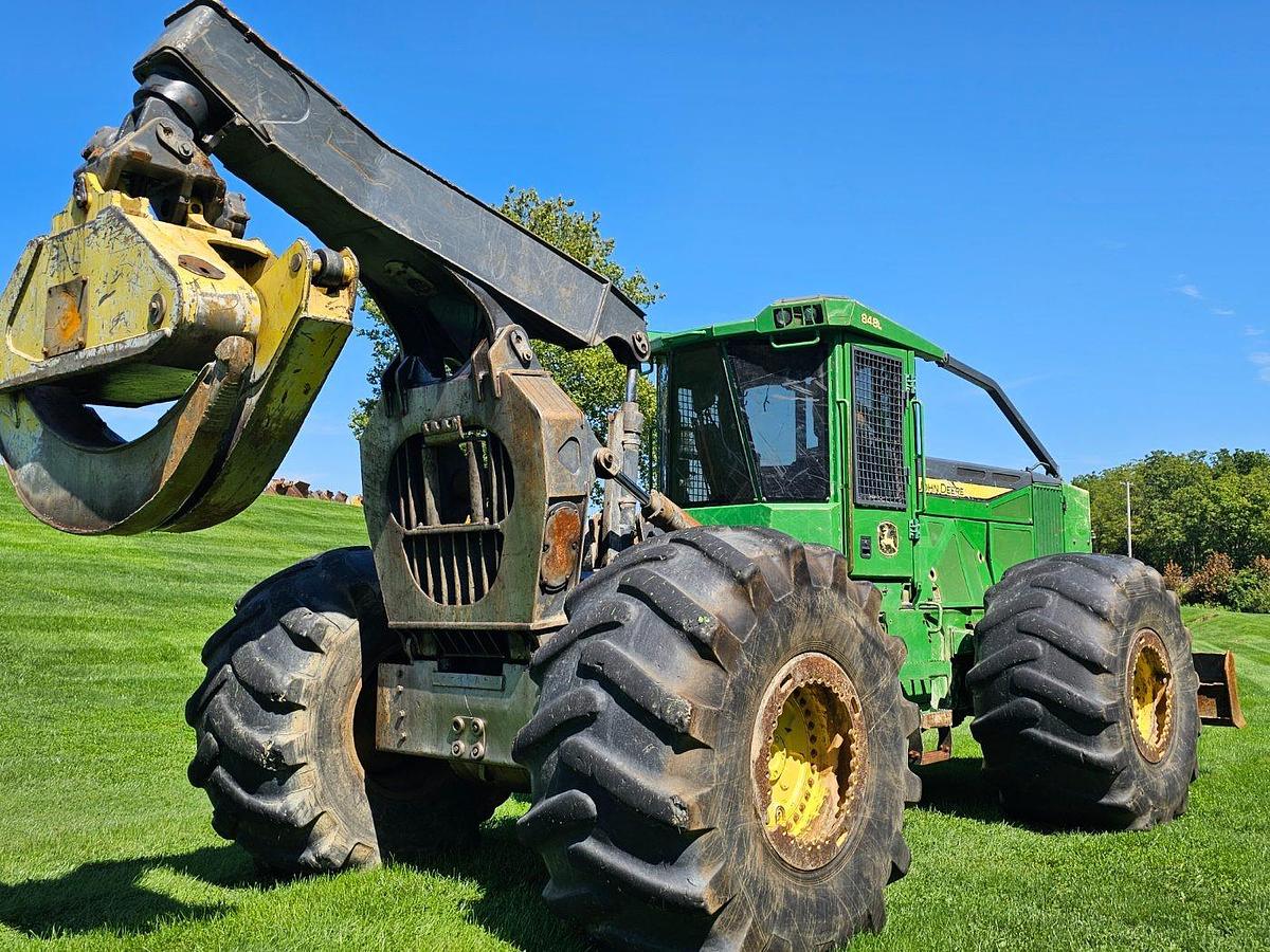 Used 2016 John Deere 848L Grapple Skidder