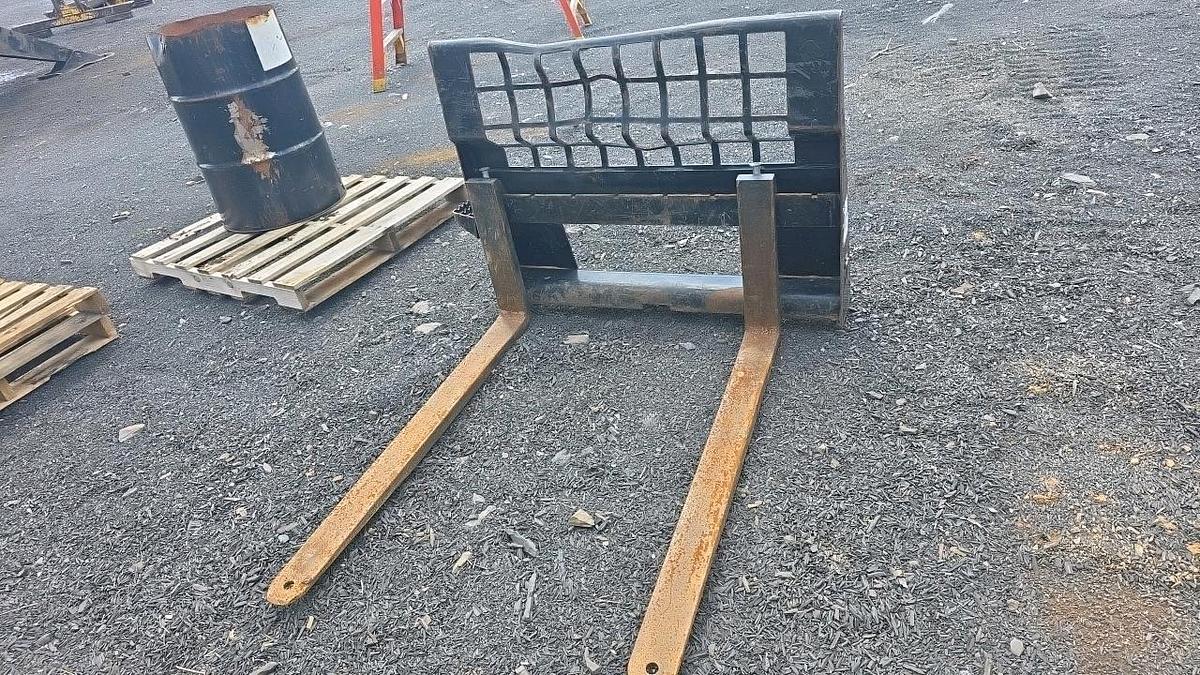 Used Quick Attach Forks