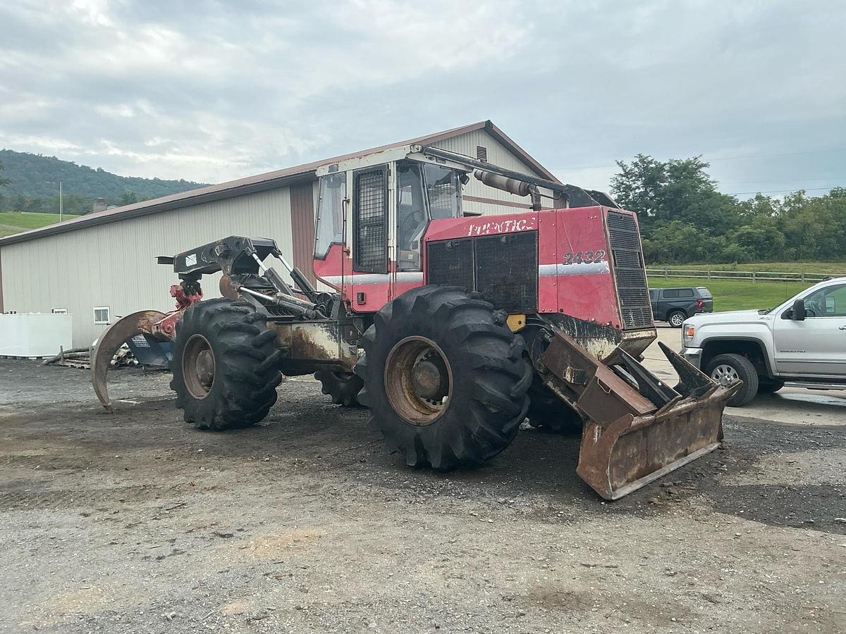 Used 2009 Prentice 2432 Skidder
