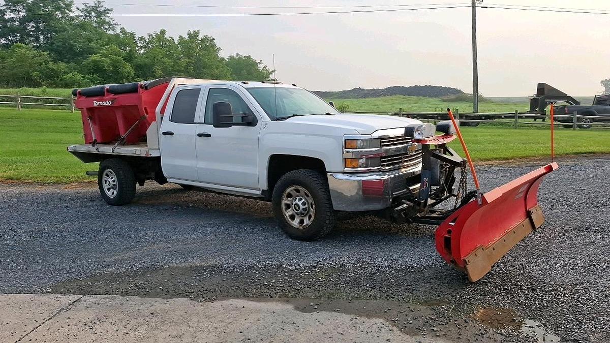 Used 2015 Chevrolet 2500 Flatbed Truck