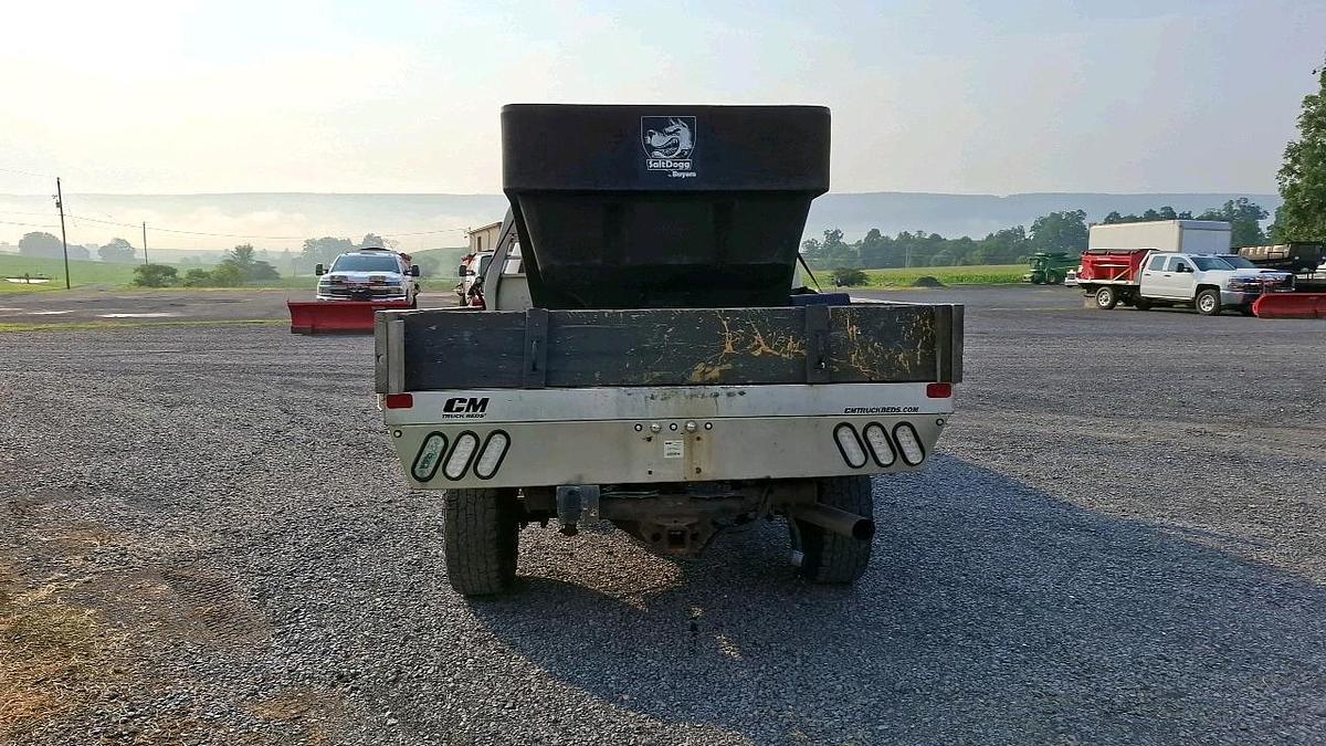 Used 2015 Chevrolet 2500 Flatbed Truck