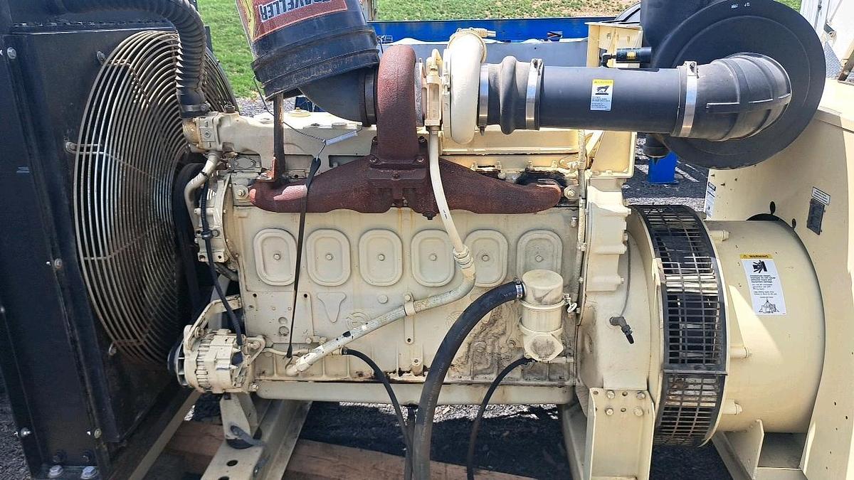 Used Detroit 671 Genset with Kohler 200R0ZD Generator