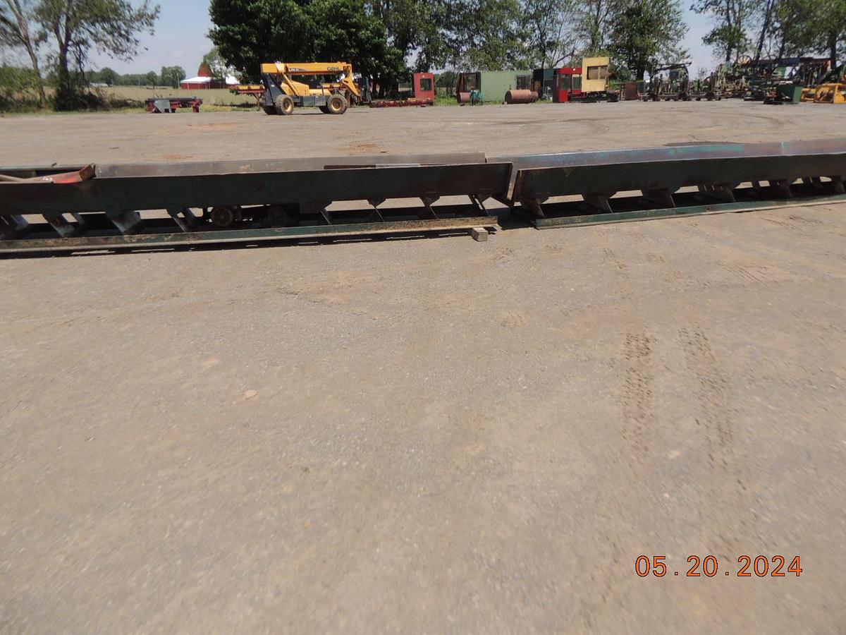 Used Vibrating Conveyor