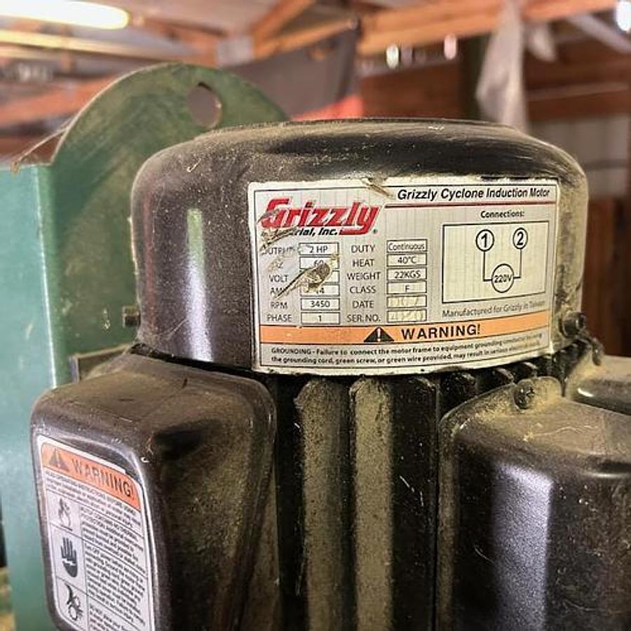 Used Grizzly Dust Collector