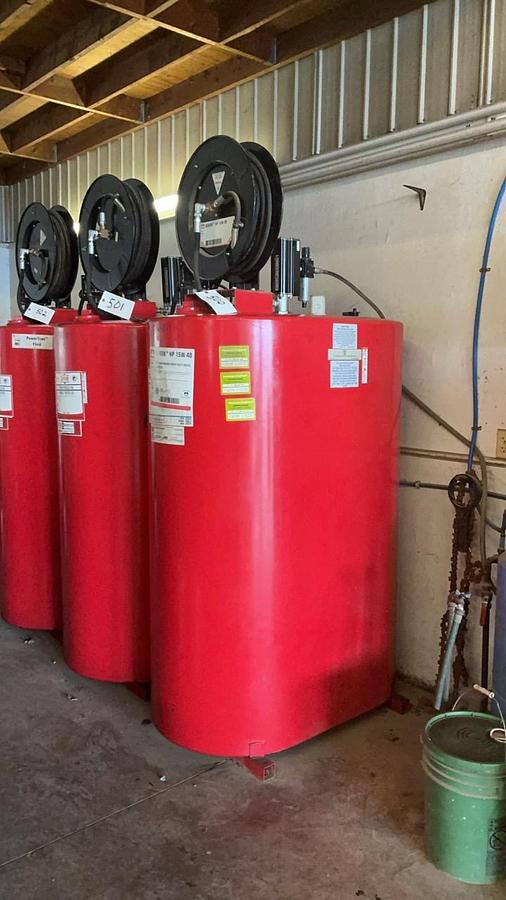 Used Turner Tanks Oil Holding Tank w/ Pump