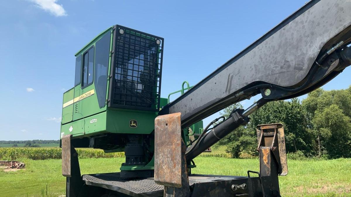 Used 2013 John Deere 437D Knuckleboom