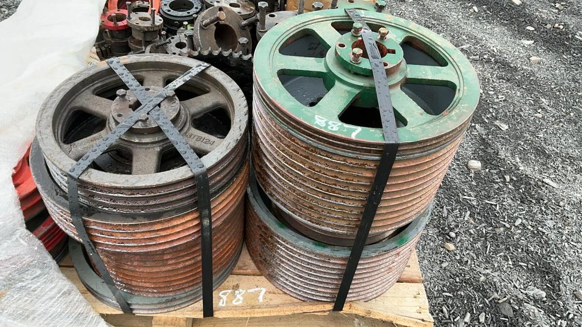 Used Misc. Pulleys, Bushings, and Sprockets