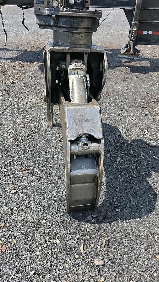 Used 2014 John Deere 437 Knuckleboom Loader
