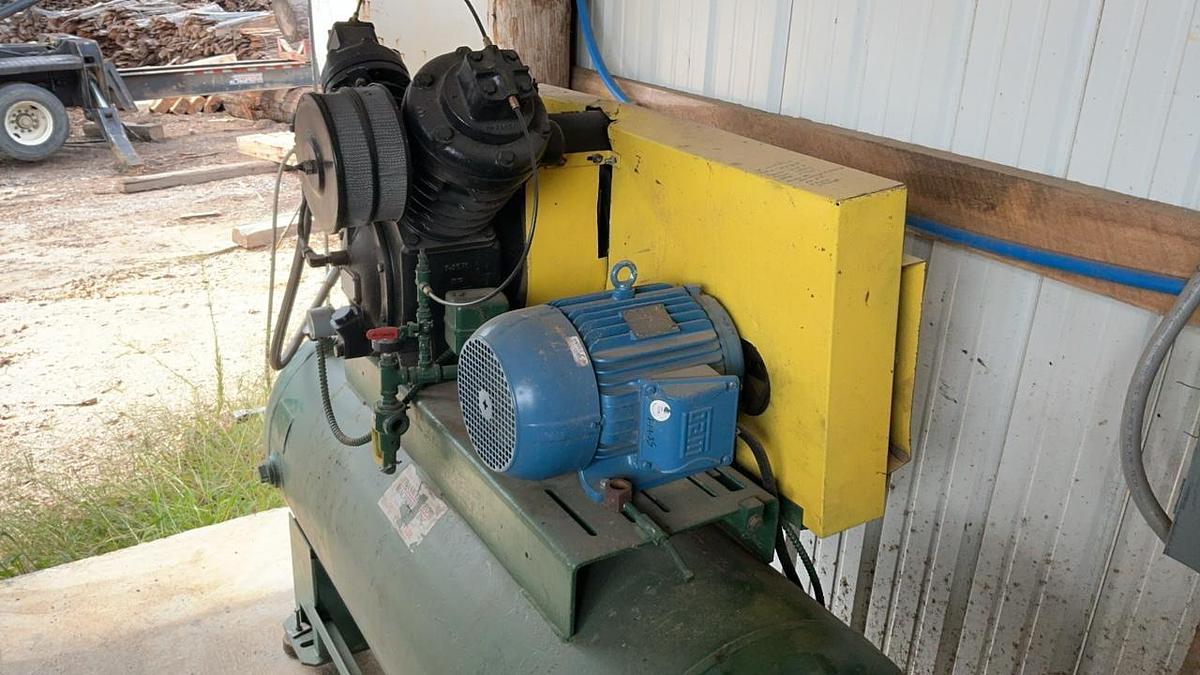 Used Ingersoll Rand 71T2-10E2 Air Compressor