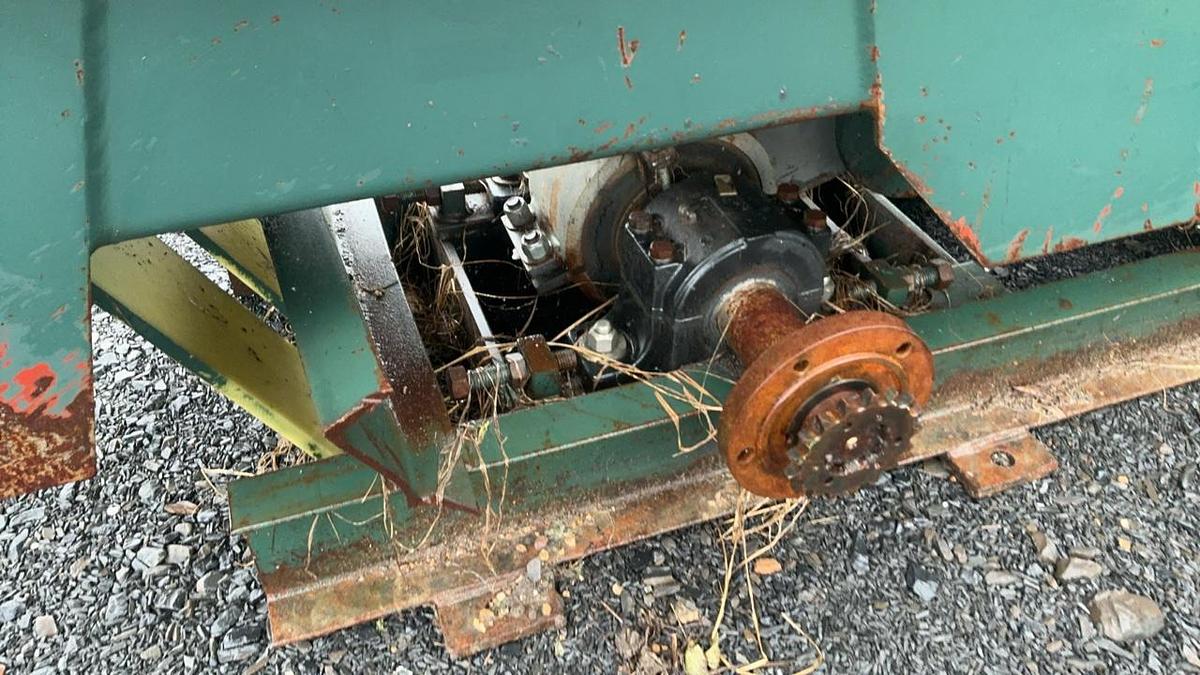 Used Vibrating Conveyors