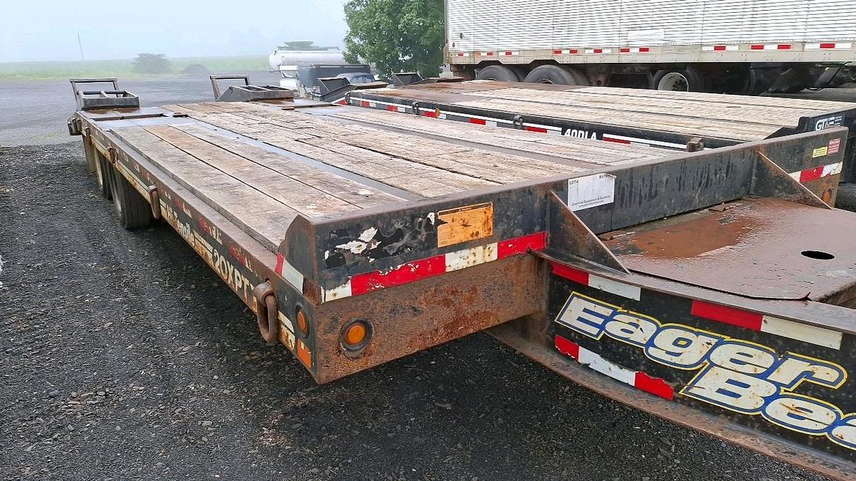 Used 2016 Eager Beaver 20 XPT Equipment Trailer