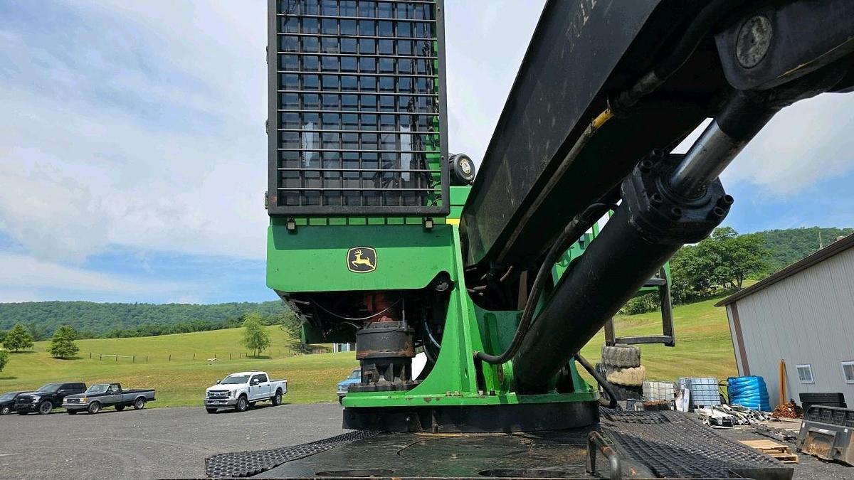 Used 2014 John Deere 437 Knuckleboom Loader
