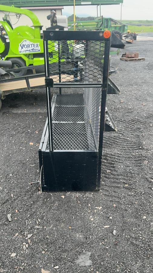 Used Wil-Ro Truck Rack