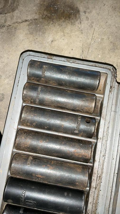 Used Breaker Bar and Sockets