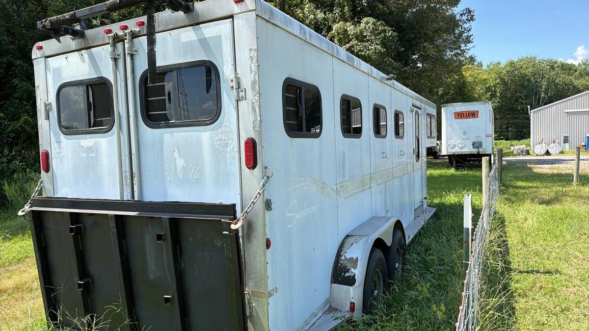 Used Sundowner 4 Horse Trailer