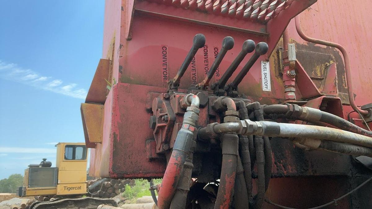 Used Morbark 4600 Grinder