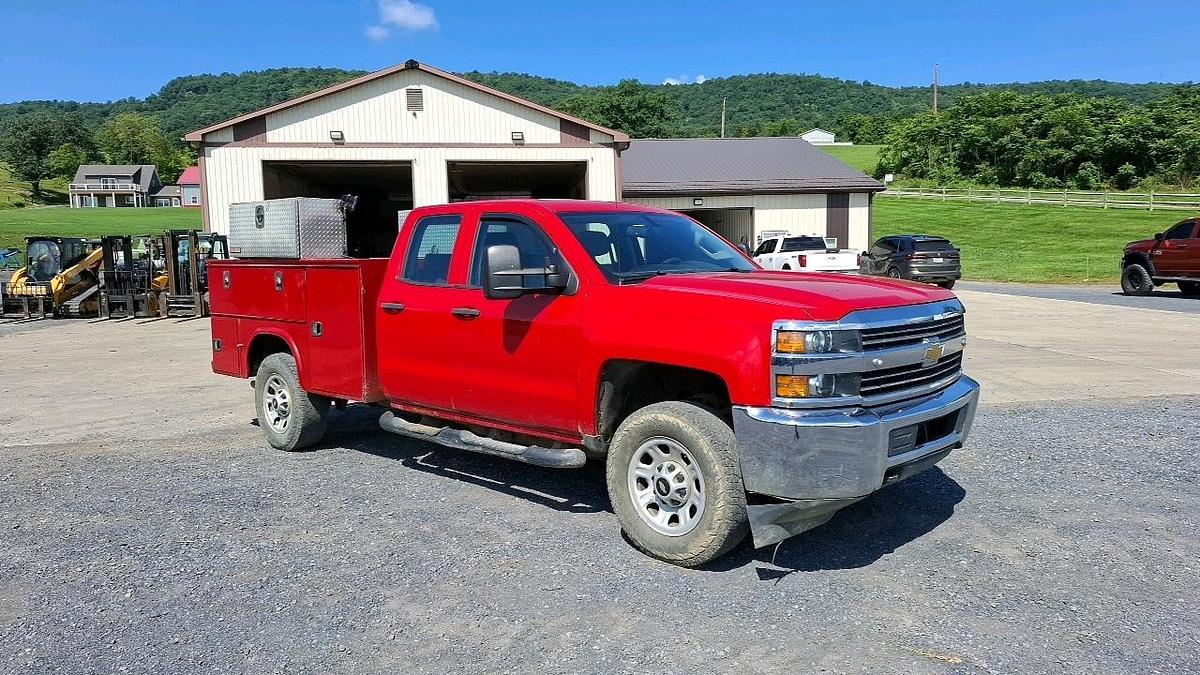 Used 2015 Chevy 3500 Truck