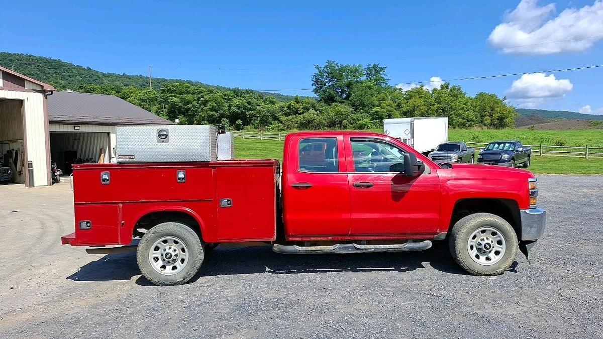 Used 2015 Chevy 3500 Truck