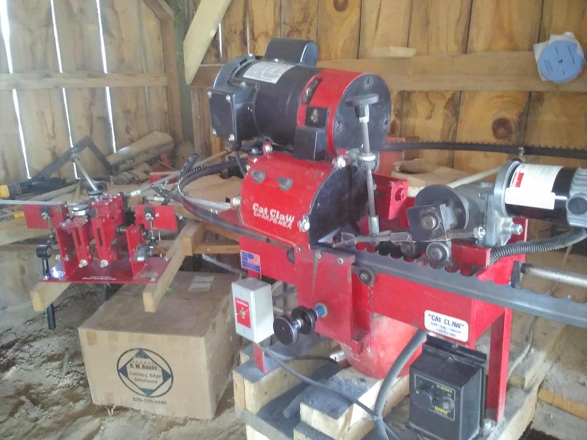 Used Cooks Cat Claw Sharpener & Dual Tooth Setter