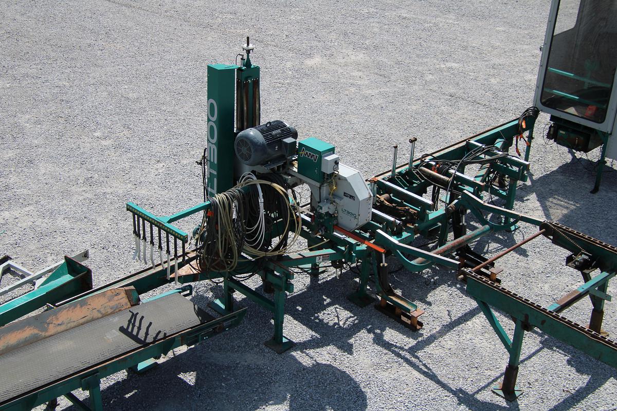 Used LT300 Wood-Mizer Thin Kerf Head Rig w/Cab & Conveyor