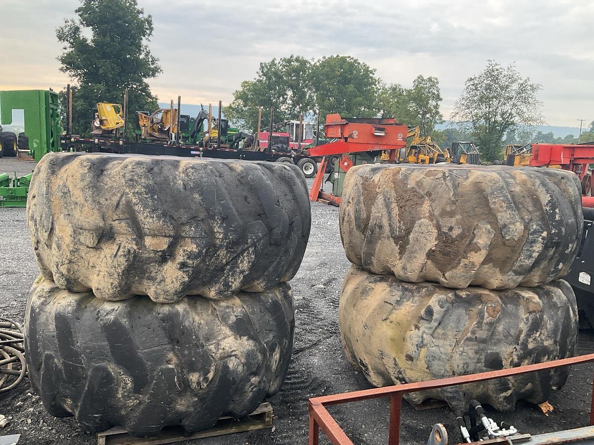 Used 30.5 Skidder Tires and rims