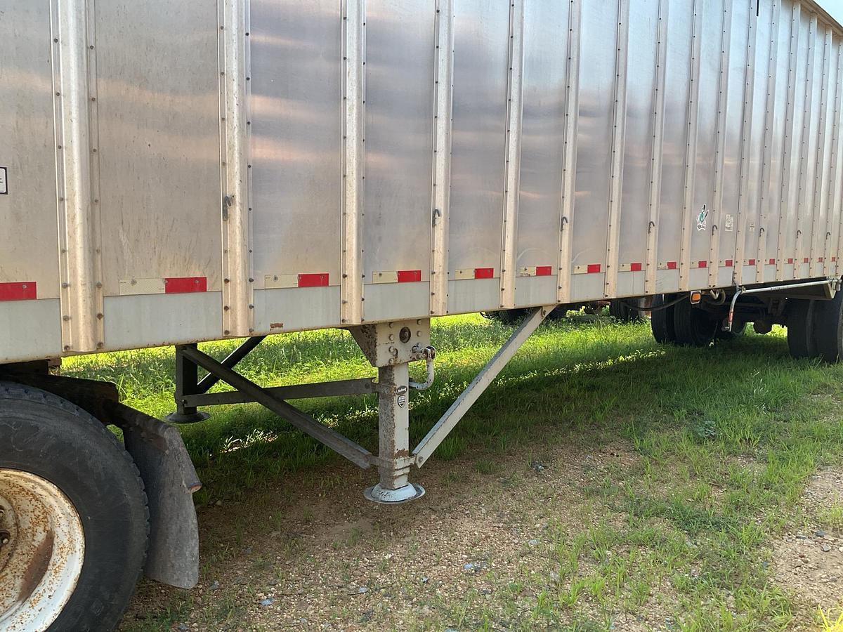 Used 2010 Peerless Live Floor Trailer