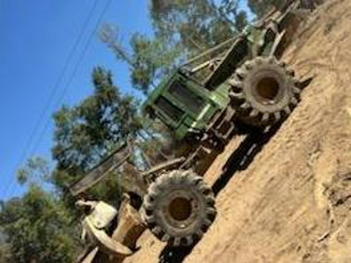 Used John Deere Double Arch Skidder