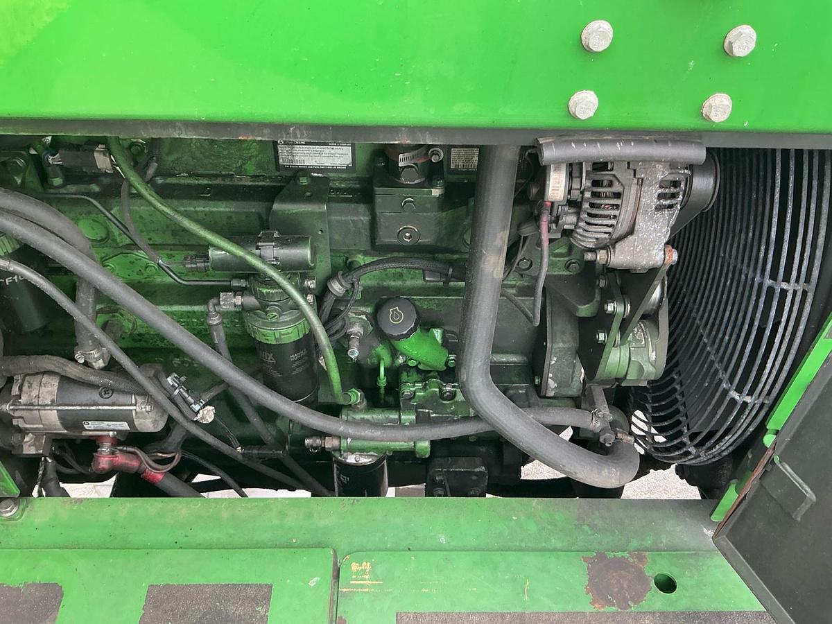 Used 2015 John Deere 335D Knuckleboom