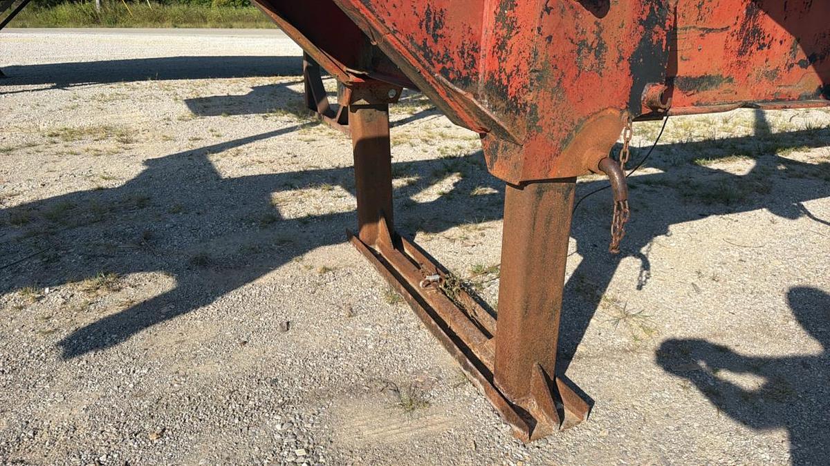 Used 1989 Evans Log Trailer