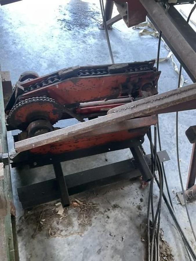 Used 36" Log Turner