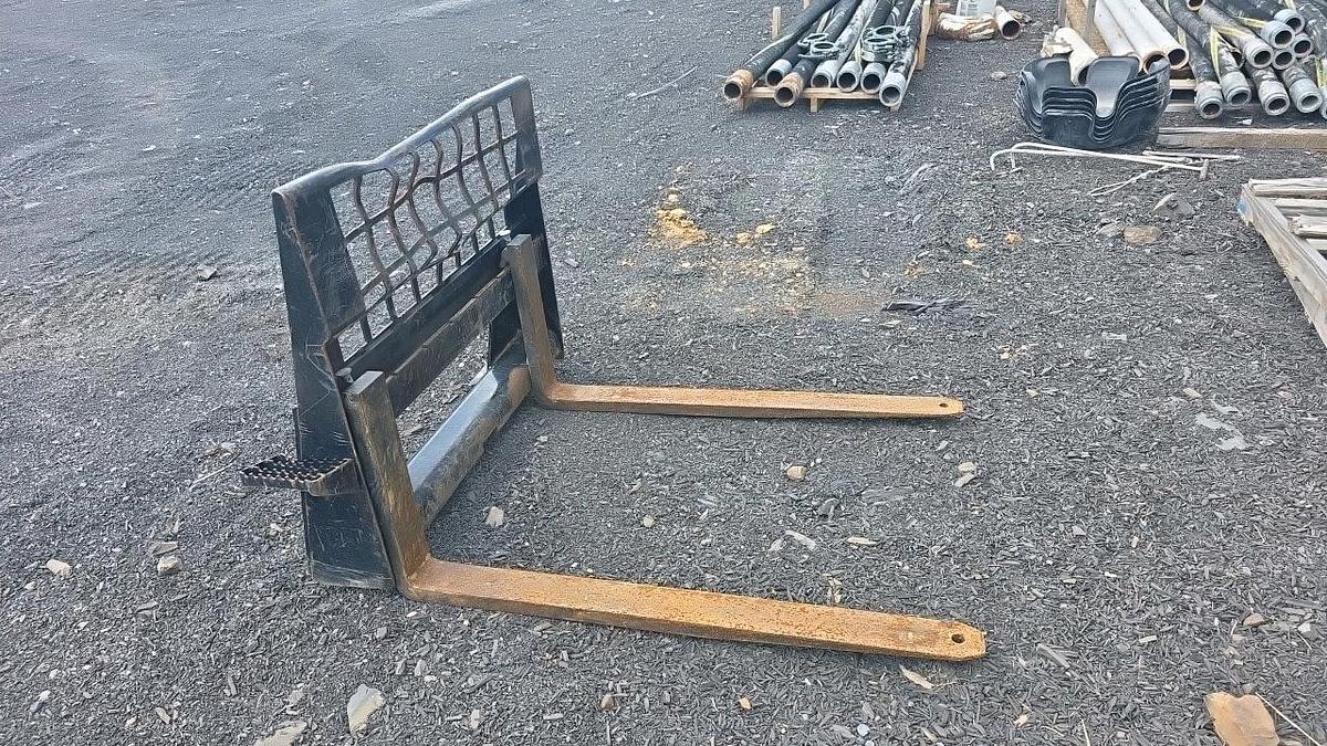 Used Quick Attach Forks