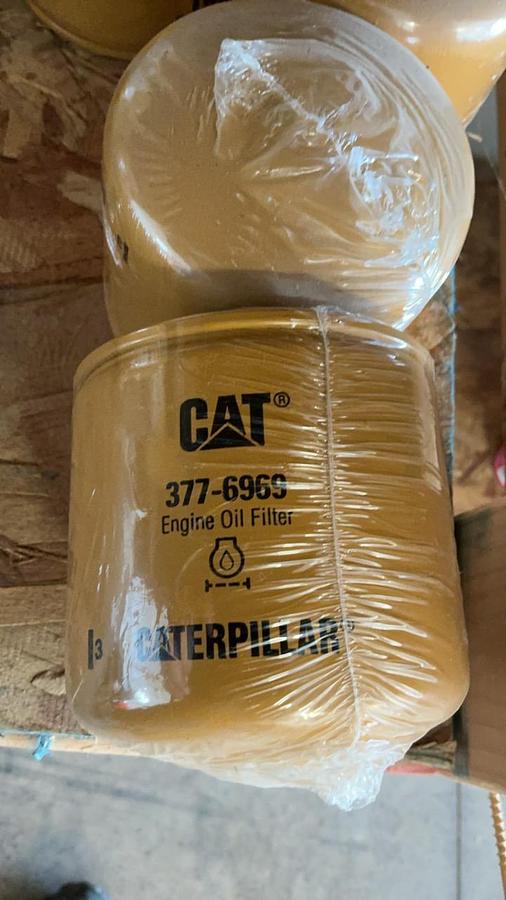 Used CAT Air and Oil/Fuel Filters