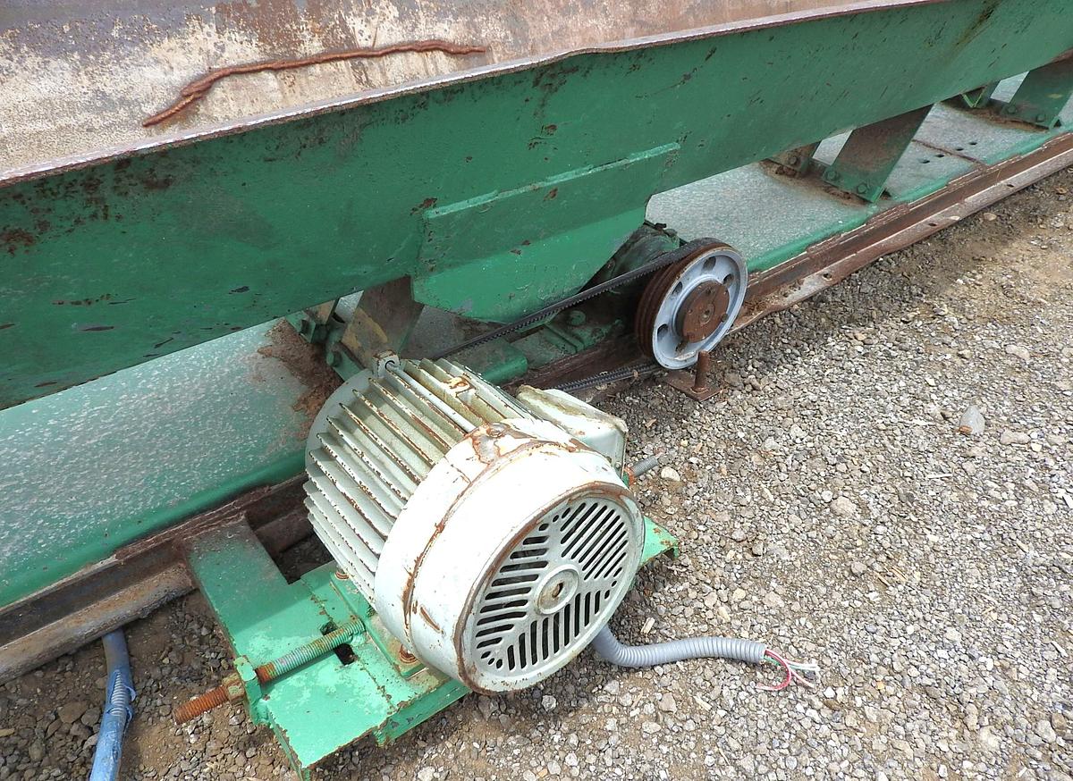 Used Vibrating Conveyor