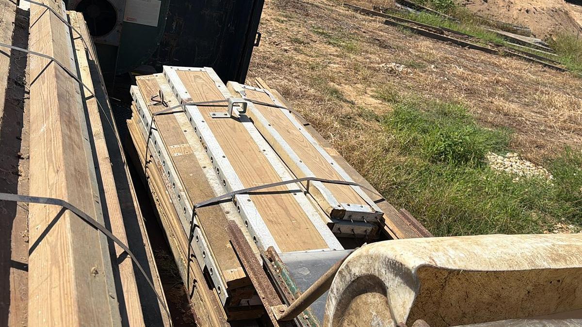 Used Box Stalls