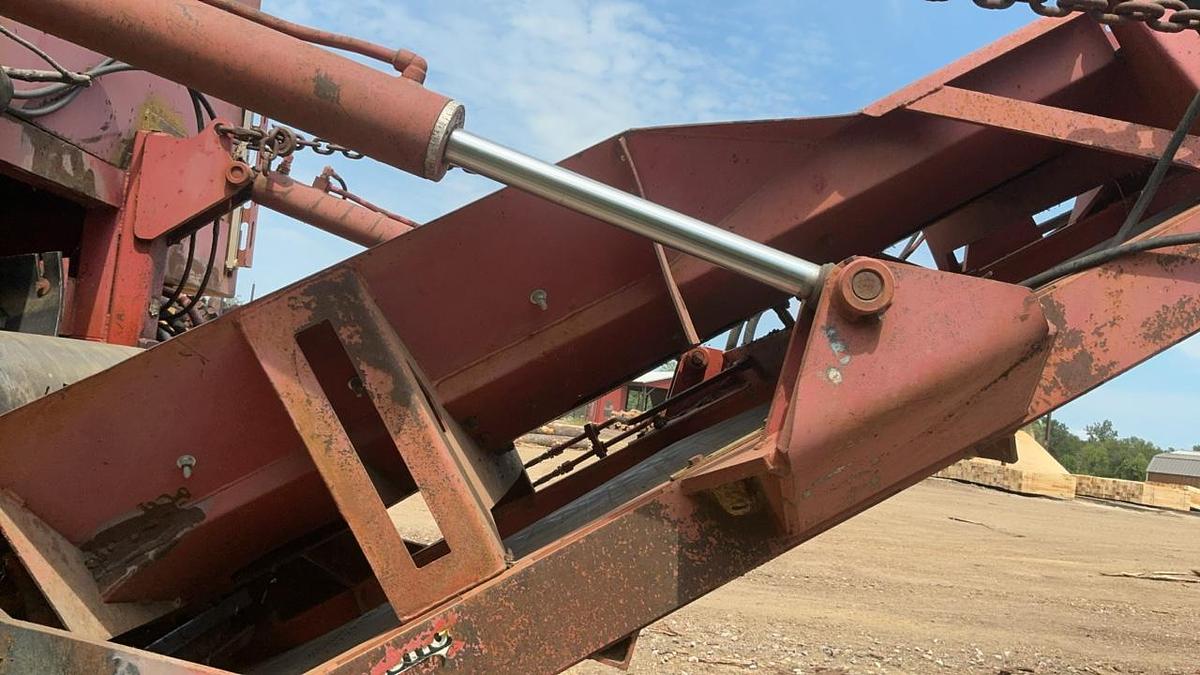 Used Morbark 4600 Grinder