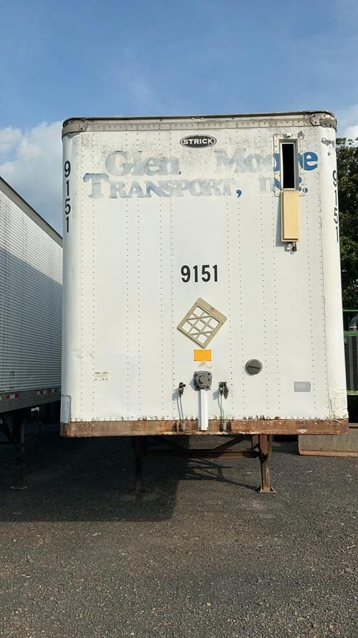 Used 1998 Strick Van Trailer