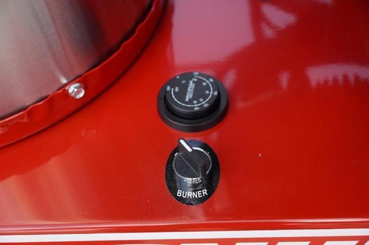 Used Magnum Gold 4000 Series Hot Water Pressure Washer