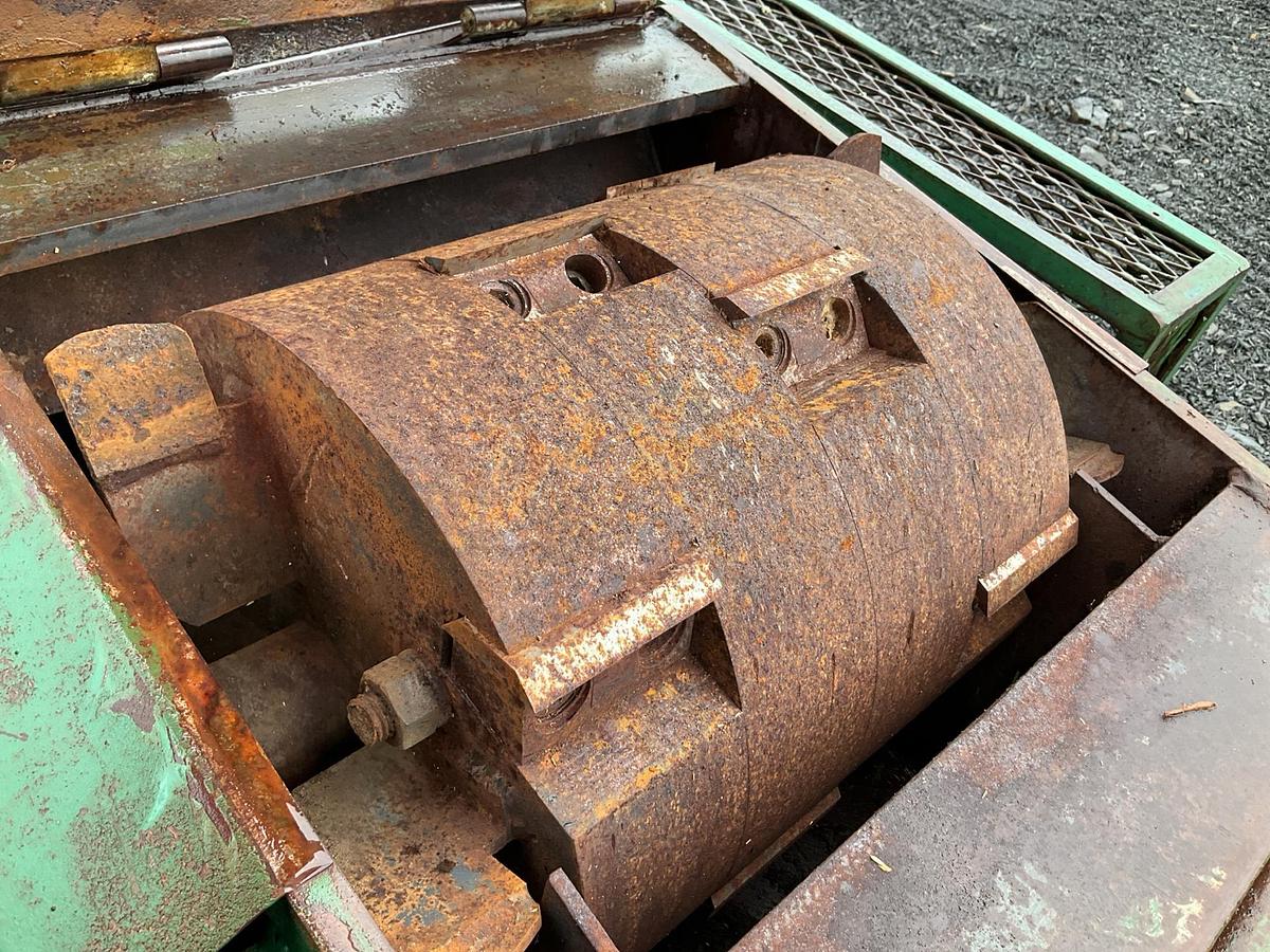 Used Mitts & Merrill Brush Chipper